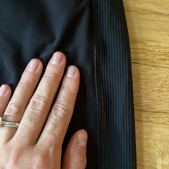 Old Navy Black Tapered Joggers, super soft - Picture 2 of 4